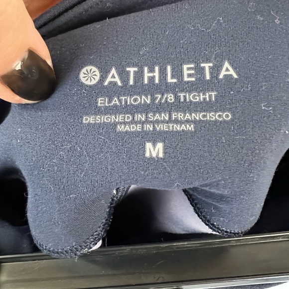 Athleta Elation Navy Floral 7/8 Leggings, M - Picture 8 of 8